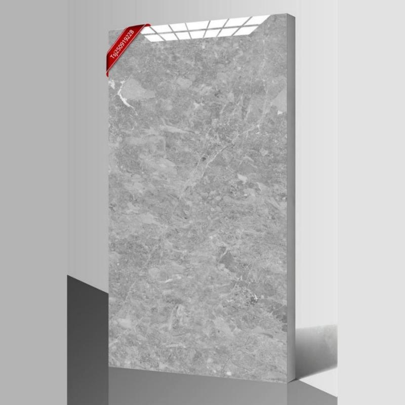 China Factory Glossy Surface Floor Tile